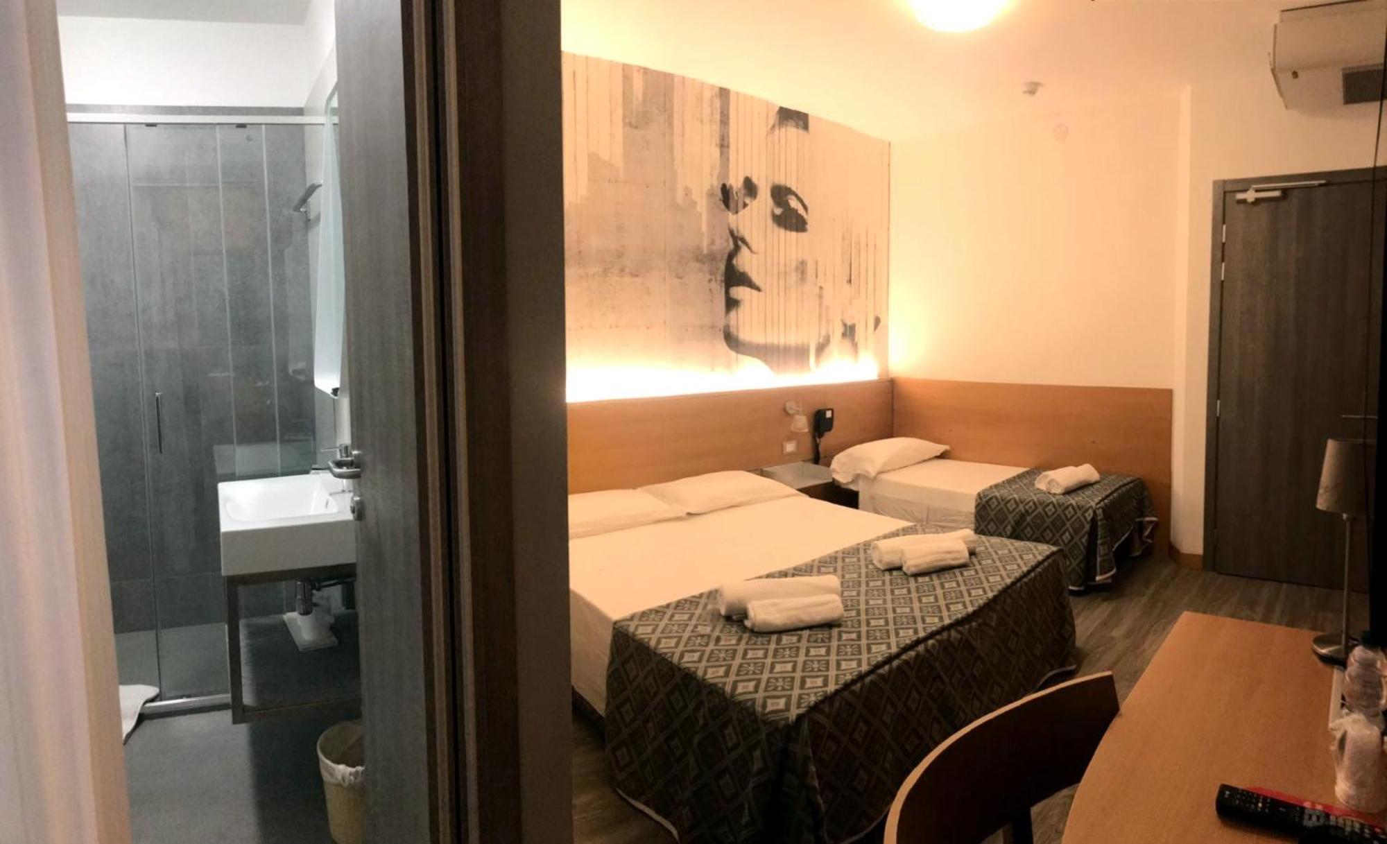 Hotel Bella Venezia Mare Lignano Sabbiadoro Eksteriør billede
