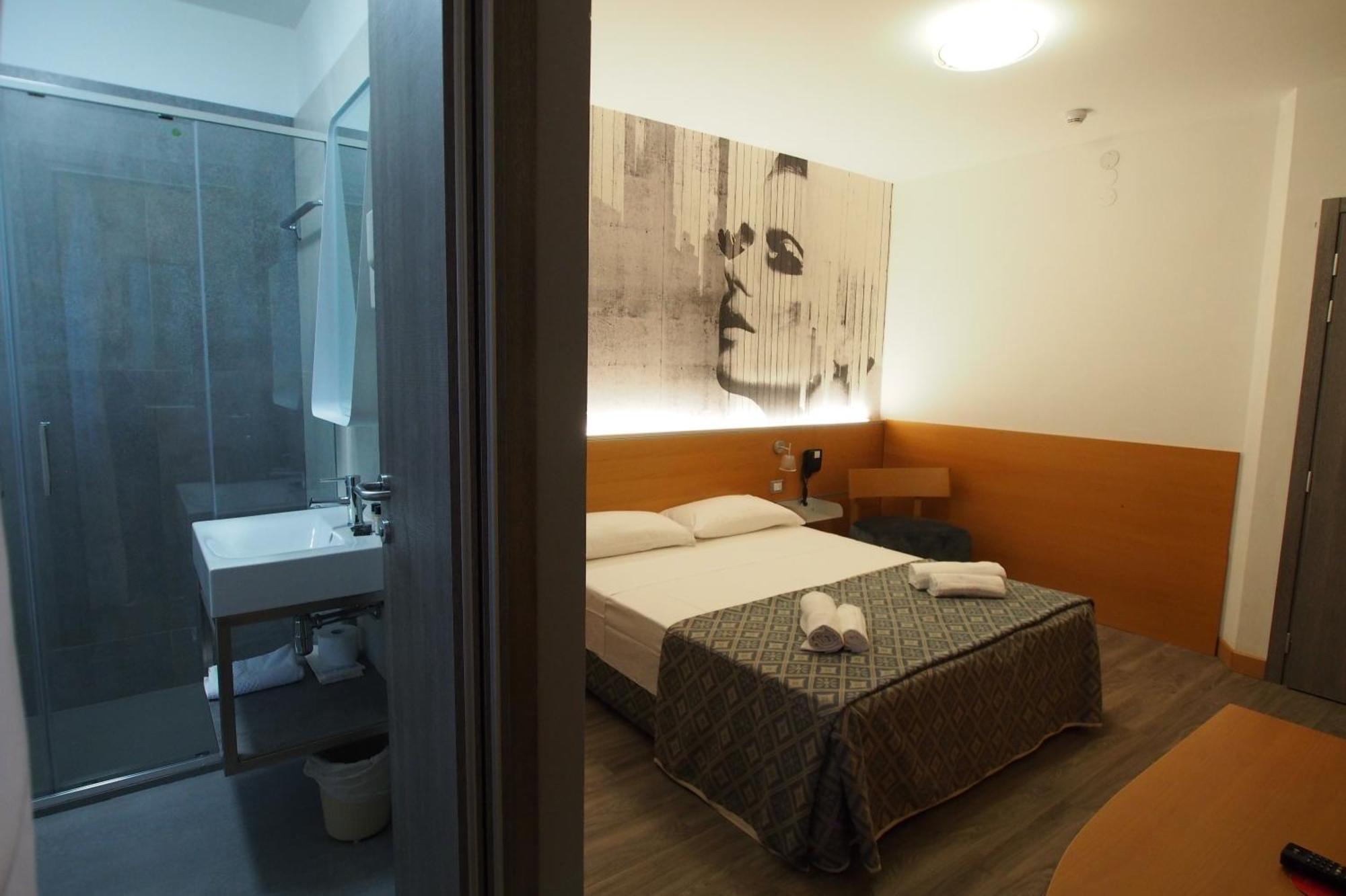 Hotel Bella Venezia Mare Lignano Sabbiadoro Eksteriør billede