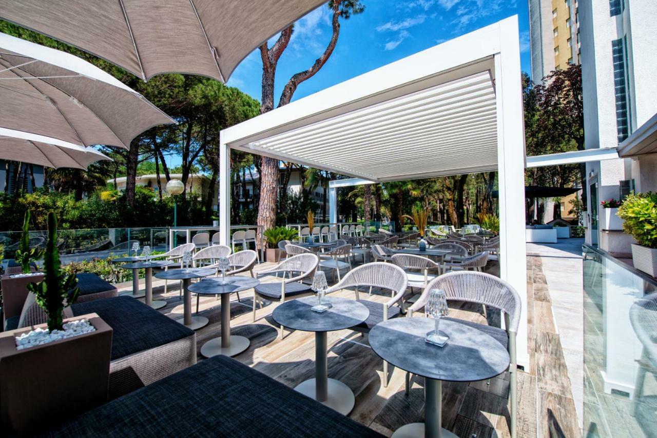 Hotel Bella Venezia Mare Lignano Sabbiadoro Eksteriør billede