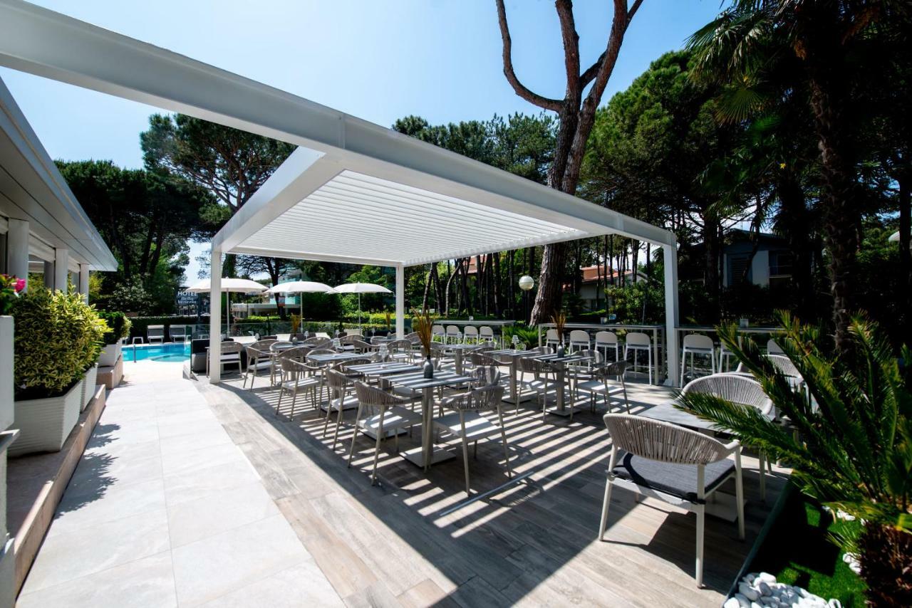 Hotel Bella Venezia Mare Lignano Sabbiadoro Eksteriør billede